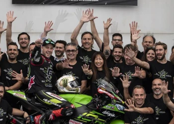 Kawasaki Racing Team KRT proclama il campione SuperBikes