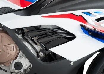 Tapes laterals per a la BMW S1000RR