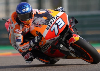 Marquez cade in Aragon