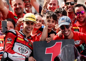 SPEED, CONSISTENCY AND PODIUMS IN THE ESBK