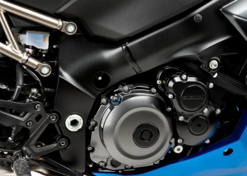 Engine Oil Plug Track