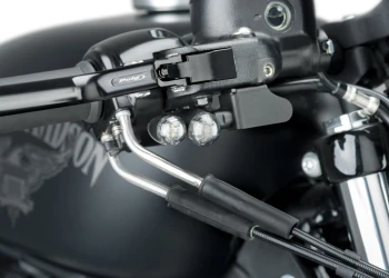 Jeu de supports à la fourche pour clignotants avant Puig