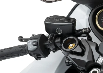 Tapa depósito líquido de embrague