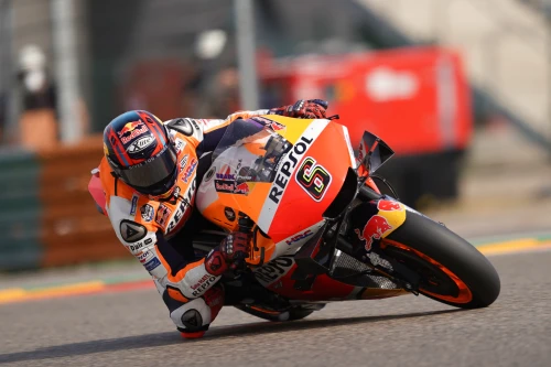 Marquez cade in Aragon