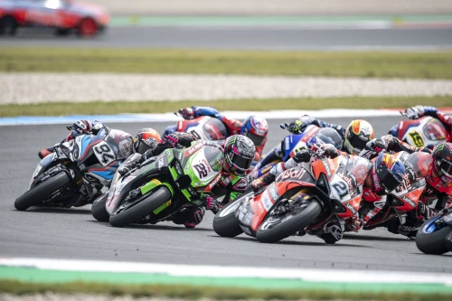 Dreifache Gewinne Rea bei Assen