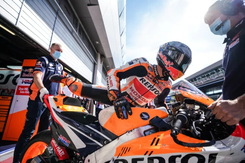 Márquez insegue la vittoria in Austria