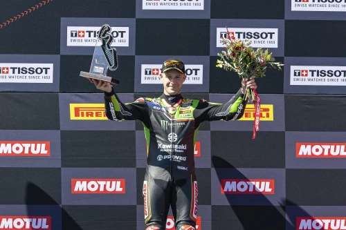 Rea achieves two podiums and a record superpole at the Motorland-Aragón event