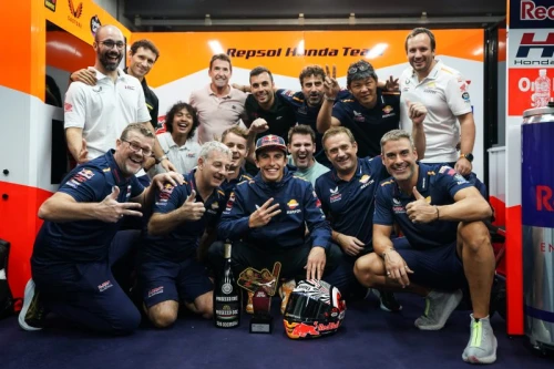 Márquez returns to the podium in a rainy race at the Motegi Circuit