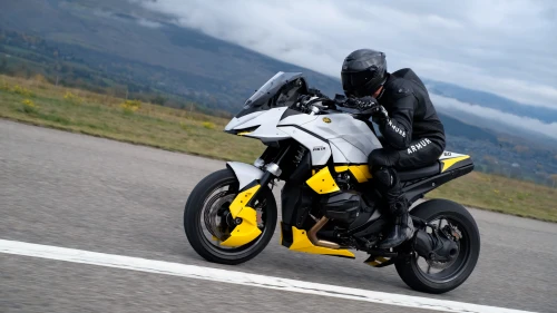 PUIG DRIVES THE BMW R1300GS TO A NEW LEVEL OF PERFORMANCE