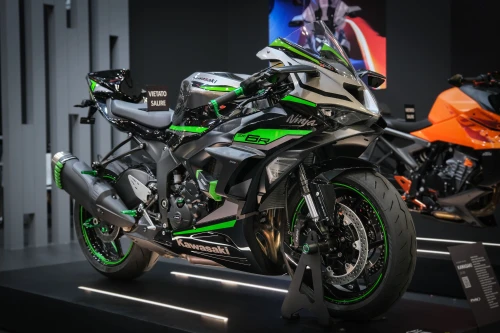 PUIG PRESENTS THE YEAR'S INNOVATIONS AT EICMA