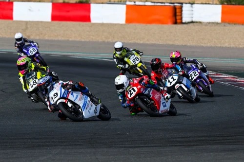 SUMMER DIDN’T STOP THEM: LAGLISSE DOMINATES ON THEIR RETURN TO ACTION