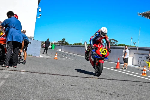 SUPERSTOCK 1000: PALOMERA CAMPEÓN EN ESTORIL Y MARINI SÉPTIMO EN SAN MARINO