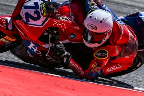 PAWELEC STARTET DIE TITELVERTEIDIGUNG ALS MOTO2-SPITZENREITER IN BARCELONA