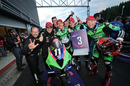 WEEK-END PALPITANT POUR PUIG AU SOMMET DU MOTOCYCLISME