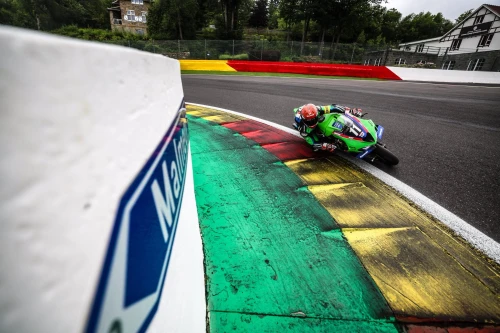 WEEK-END PALPITANT POUR PUIG AU SOMMET DU MOTOCYCLISME